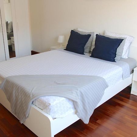 Cozy Apartment With Free Parking & Close To Lake Лугано Екстер'єр фото
