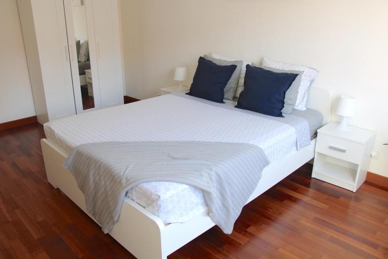 Cozy Apartment With Free Parking & Close To Lake Лугано Екстер'єр фото
