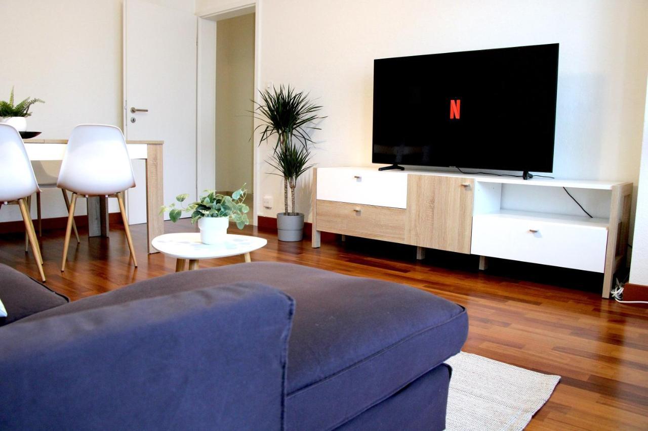 Cozy Apartment With Free Parking & Close To Lake Лугано Екстер'єр фото