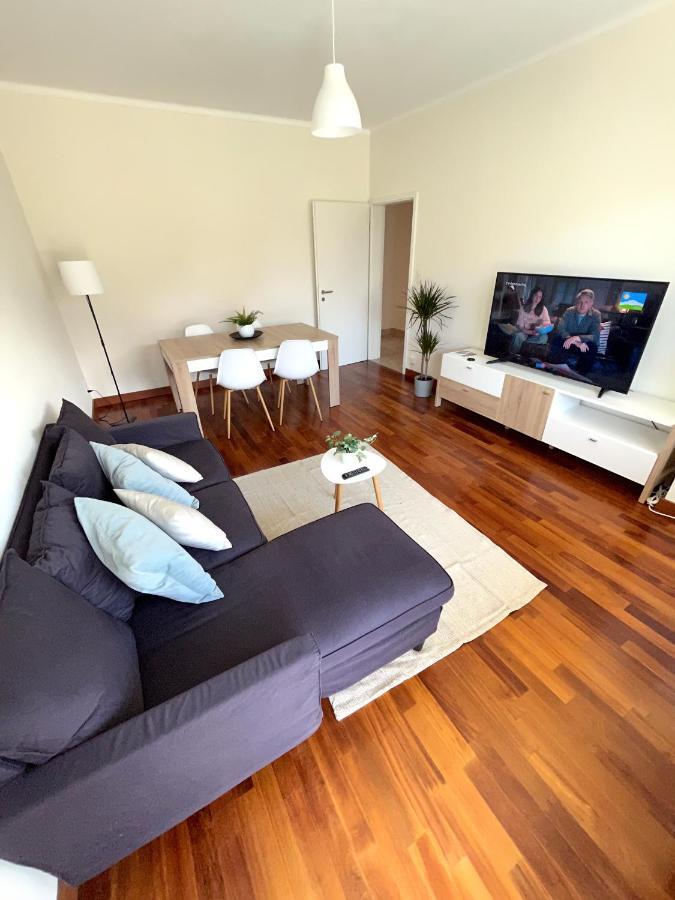 Cozy Apartment With Free Parking & Close To Lake Лугано Екстер'єр фото